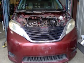 2014 TOYOTA SIENNA, BURGUNDY, LE MODEL, 3.5L, AT, FWD,   Z26373